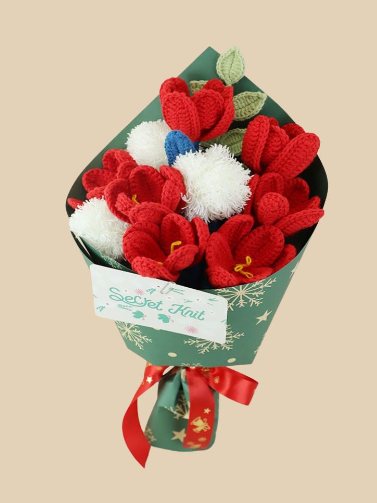 Red Forest Christmas Crochet Bouquet