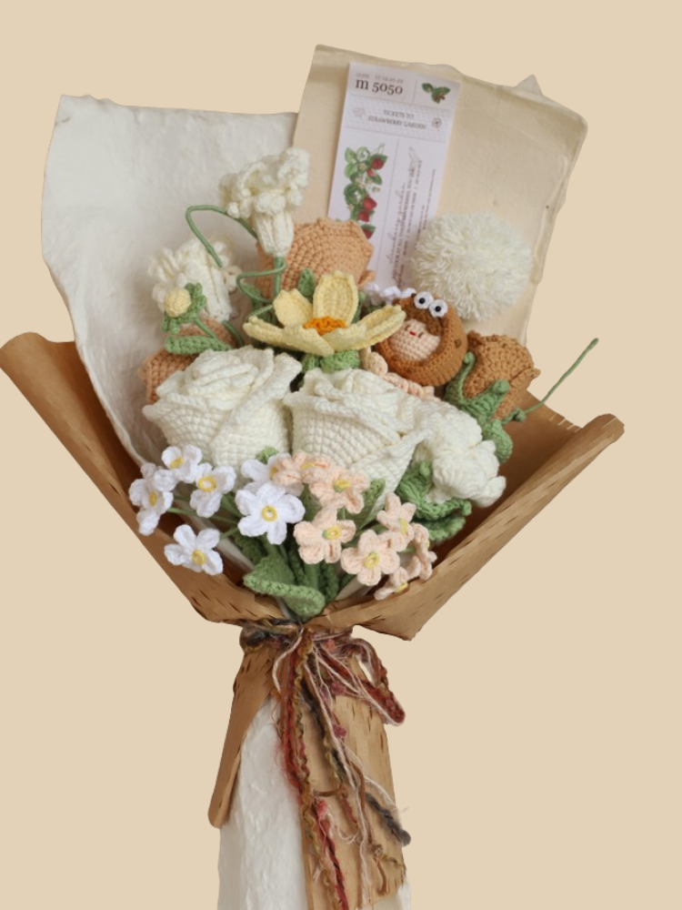 Creamy Breeze Blossom Crochet Flower Bouquet