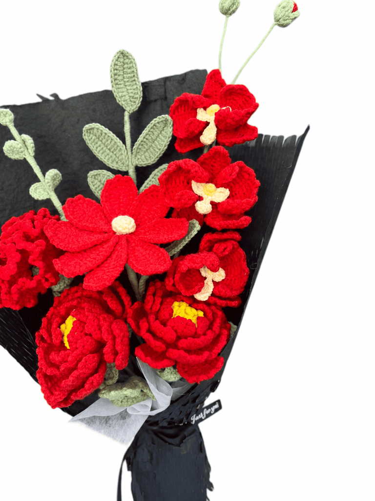 Crimson Romance Birthday Gifts Crochet Flower Bouquet