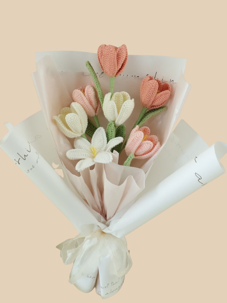 Dawn Tulip Crochet Flower Bouquet