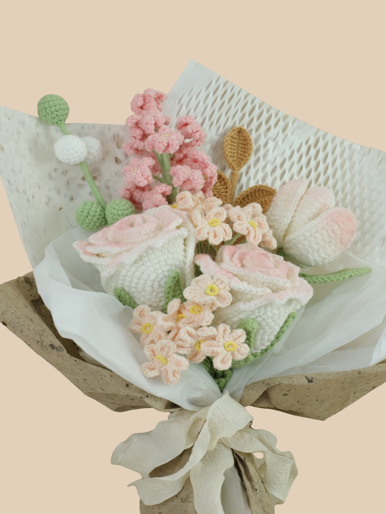 Quicksand Cream Crochet Flower Bouquet