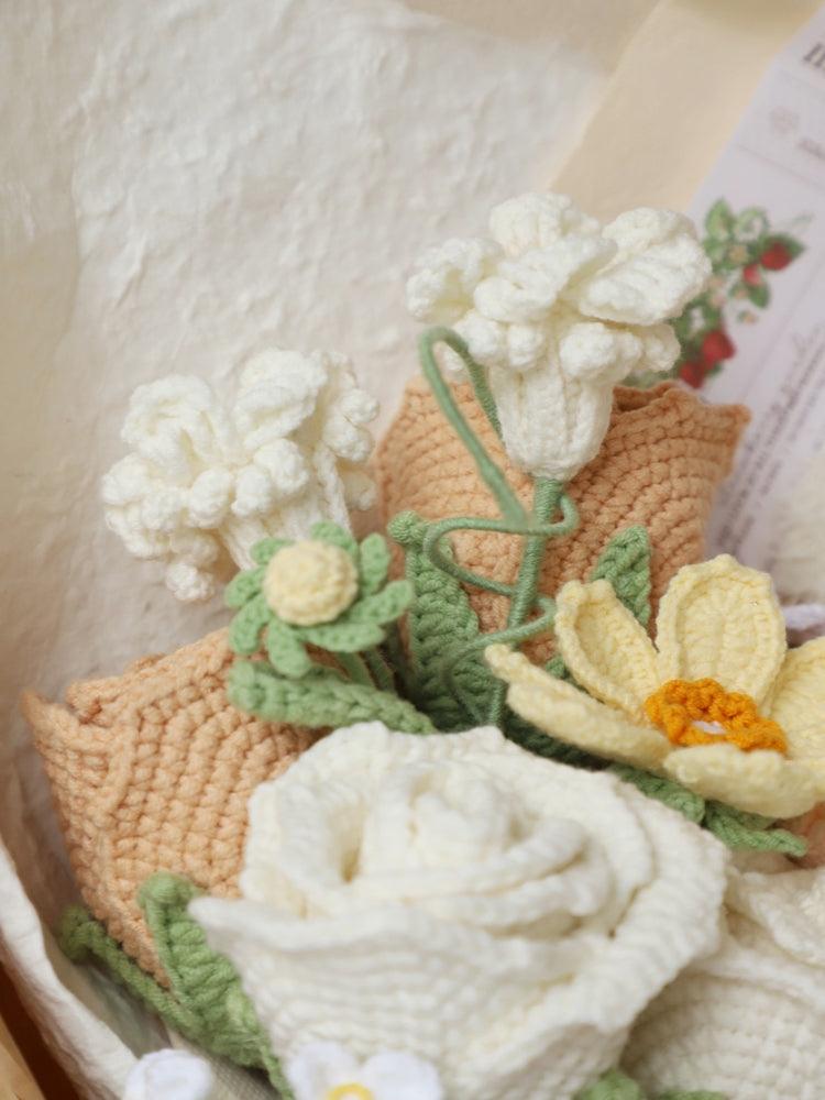 Creamy Breeze Blossom Bouquet Knitted Flowers - Birthday - SecretKnit